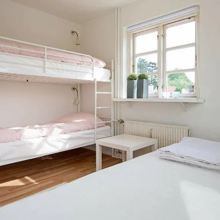 Relaxing Holiday In With Terrace Сasa de vacaciones Ebeltoft
